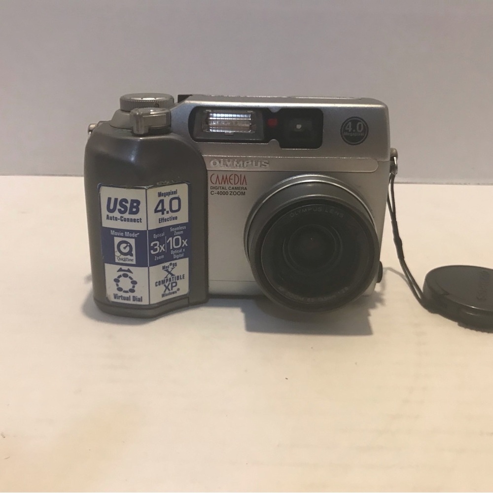Olympus Camedia C-4000 Zoom Silver Digital Camera